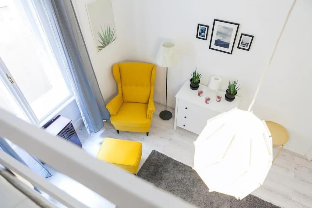 Central 30M2 A/C Apartment, 3 Min From Ny Cafe ブダペスト エクステリア 写真